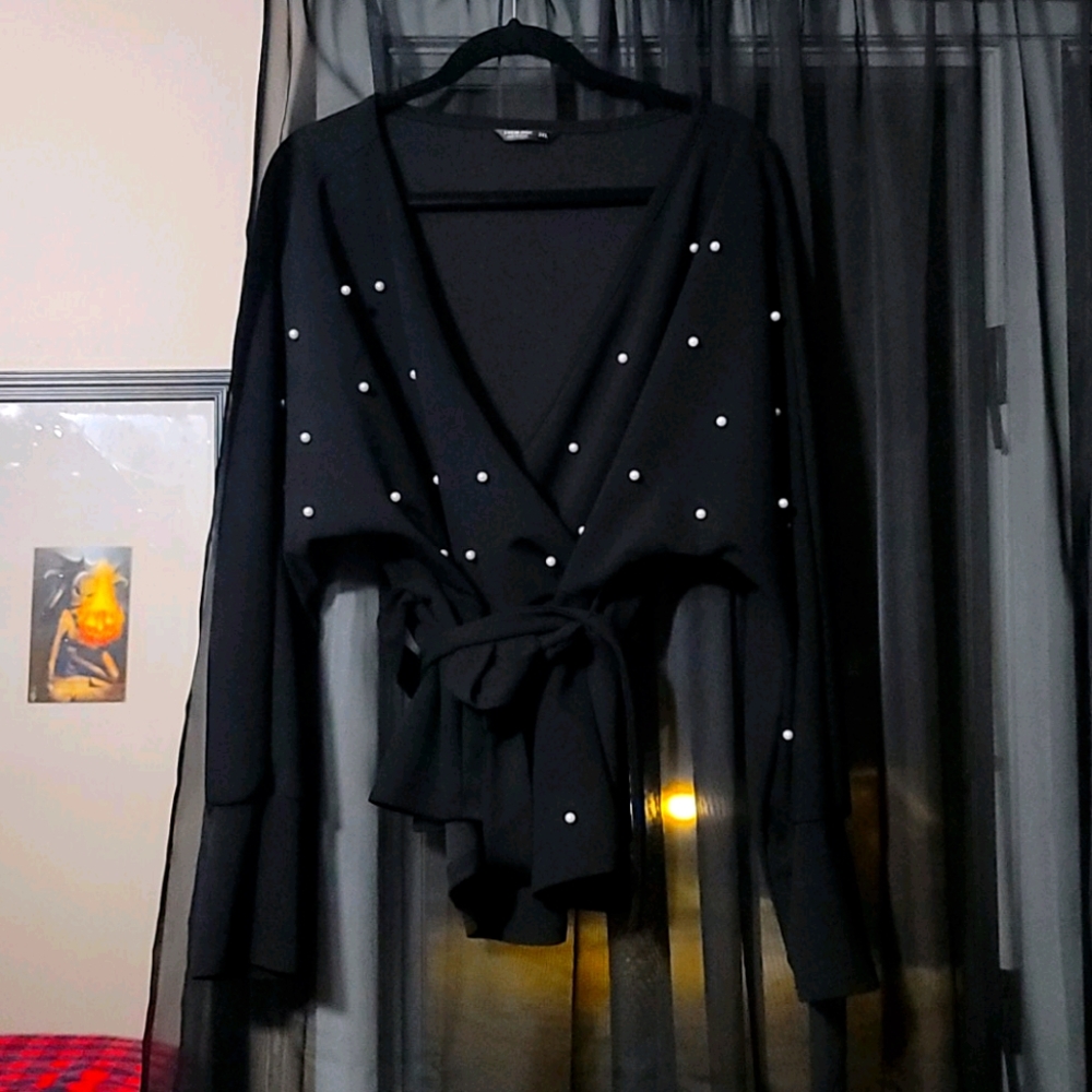 Black long sleeve blouse with belt waist